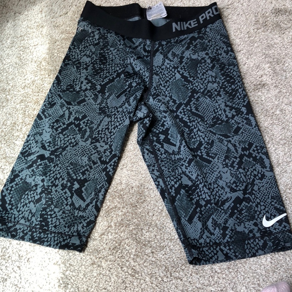 Nike pro biker shorts